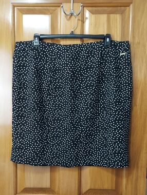 * T Tahari Black and White Polka Dot Stretchy Pencil Skirt Plus Size 3X Like New